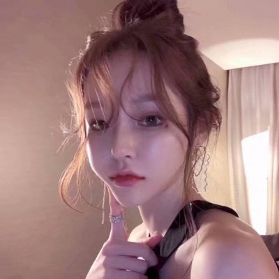 12张软萌粉色系女生头像 高清可爱又治愈