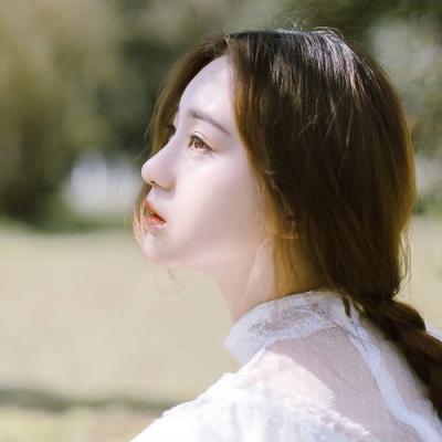 17张高清小清新女生QQ头像 氛围感拉满