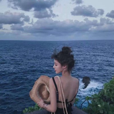 20张高清海边女生头像 适合当微信头像的氛围感美图
