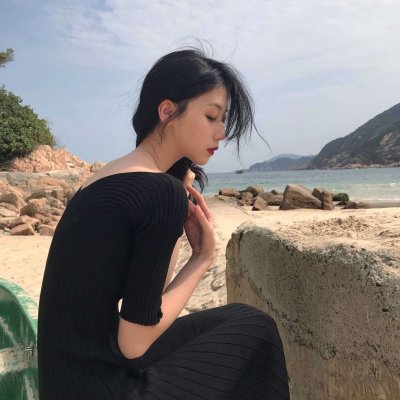 30张高清暗黑系女生个性头像 氛围感拉满