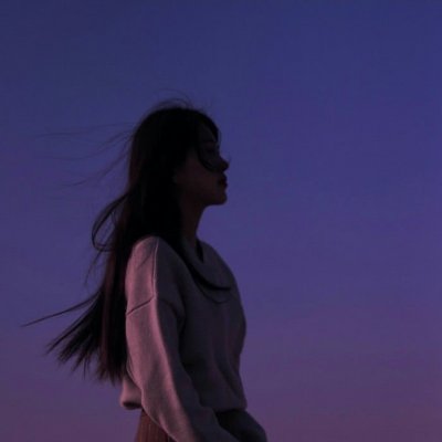 酷酷的伤感女头像合集 18张高清好看的酷感emo女头来了