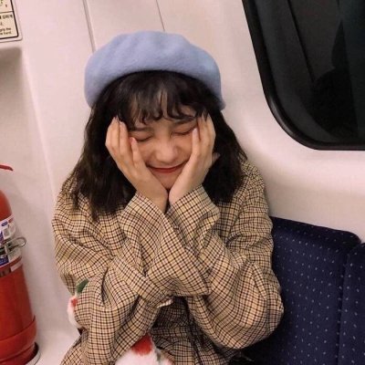 14张高清韩系可爱女生QQ头像 快换上你的专属头像