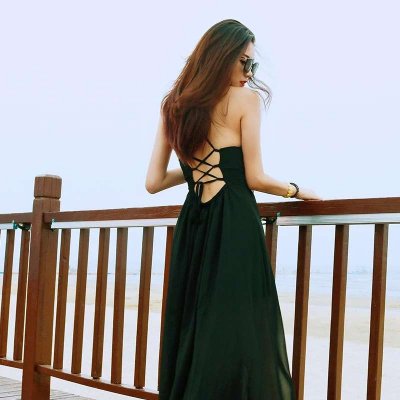 女生海边露背微信头像 19张高清气质款合集