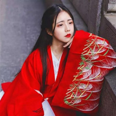 18张高清氛围感拉满的女生古风意境头像