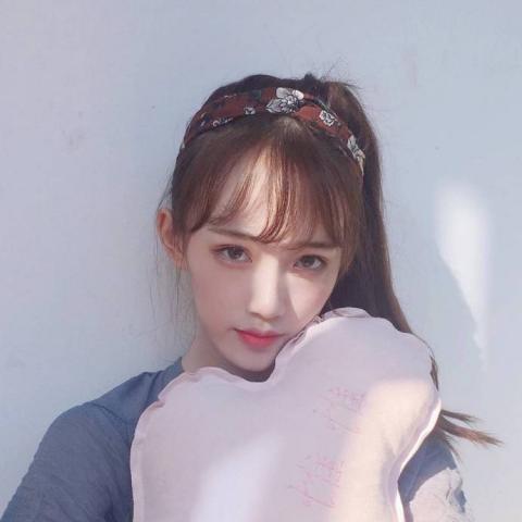 24张高清清纯甜美阳光女生头像来了