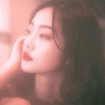 16张高清朦胧感女生头像合集 氛围感拉满的女生头像素材