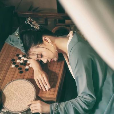 18张高清古风美女头像合集 适合做女生头像的国风美图