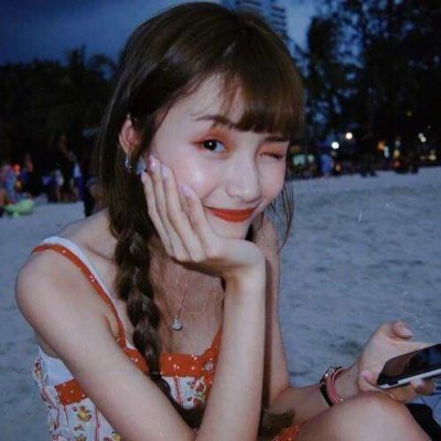 8张高清好看的个性女生头像，氛围感拉满