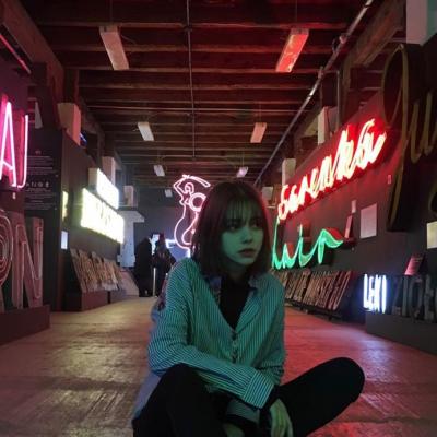 19张高清霸气女生欧美头像壁纸合集