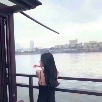 24张高清好看的女生背影微信头像合集