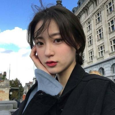 15张超飒霸气个性女生头像合集