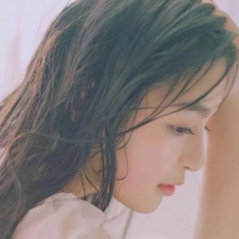 27张高清意境感伤感女生微信头像 适合用做微信头像