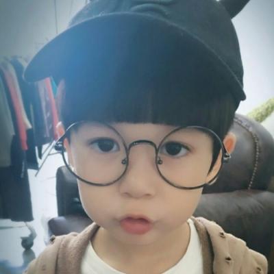 24张搞怪萌感小女孩头像 高清可爱女生头像合集