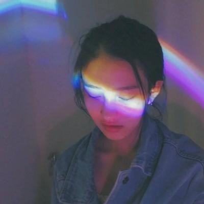 超拽霸气！20张高清女生女王范QQ头像合集