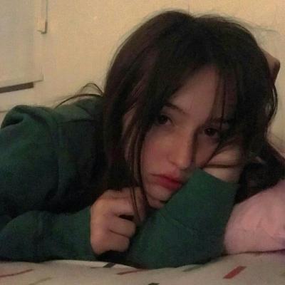 24张高清欧美酷飒女生头像 氛围感拉满