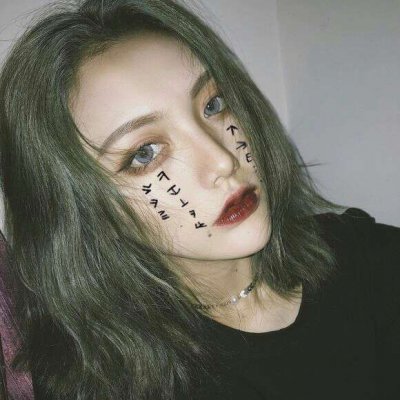 霸气又带感！14张高清坏女孩风格QQ女生头像合集