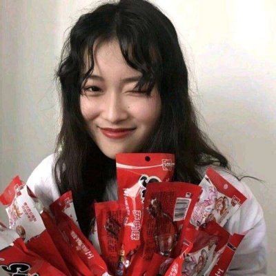 23张高清有个性的魅力女生头像合集