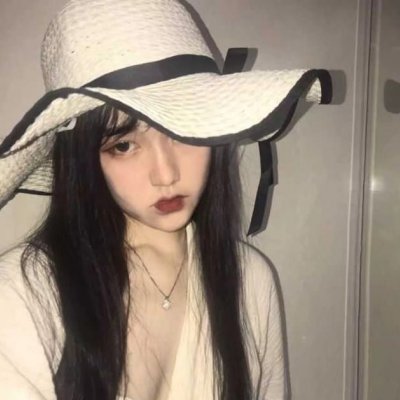 女生超拽冷酷霸气头像 21张高清拽酷女生头像合集