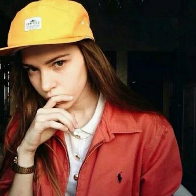 20张高清欧美风高冷气质女神头像 适合当微信头像