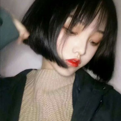 15张高清高冷短发女生头像合集