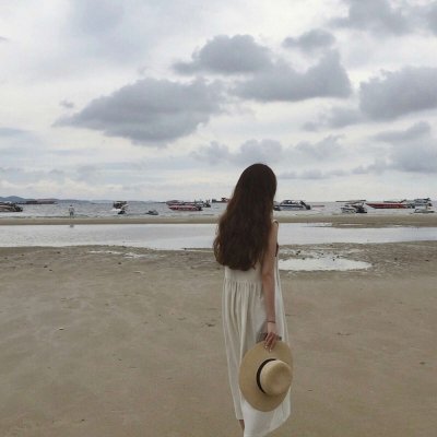 女生清新唯美背影头像合集 19张高清素材上线