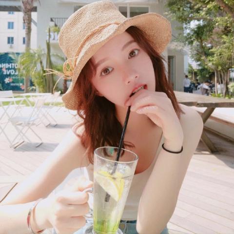 小清新闺蜜头像一对两张 24张高清好看的双人头像分享