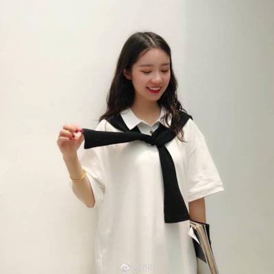 34张高清清纯学院风女生QQ头像合集