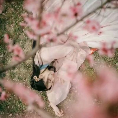 10张高清伤感古风女生头像，氛围感拉满