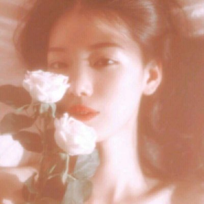 16张高清朦胧感女生头像合集 氛围感拉满的女生头像素材