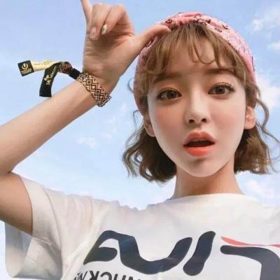 女生海边唯美头像合集！21张高清氛围感拉满的女生头像来了