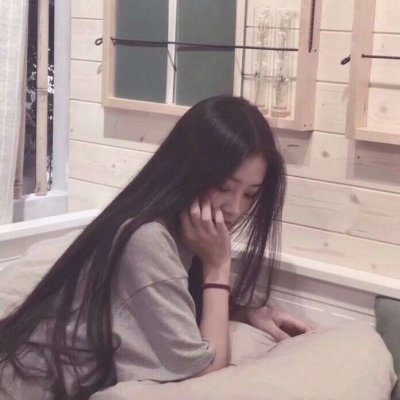 微博美女头像合集！17张高清好看的漂亮女生头像素材