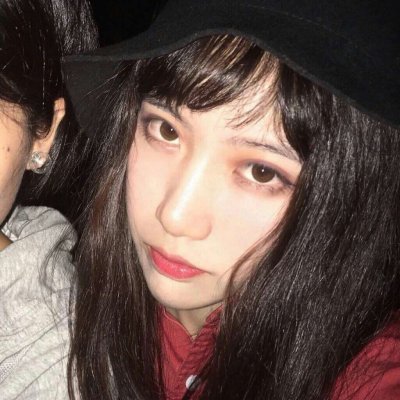 QQ伤感女生颓废头像合集 19张高清时尚素材来啦