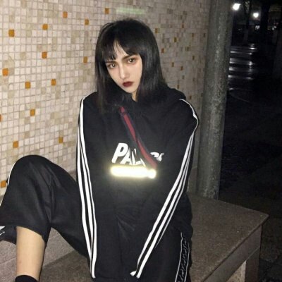 25张高清好看的非主流黑暗系女生头像合集