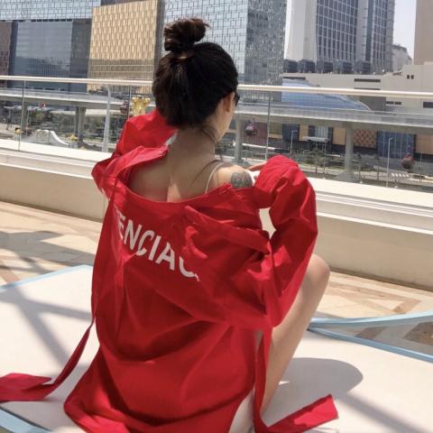 20张高清好看的微信美女时尚背影头像合集