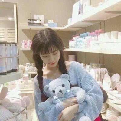 13张高清潮流女生头像合集 超适合当微信QQ头像