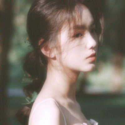 16张高清朦胧感女生头像合集 氛围感拉满的女生头像素材