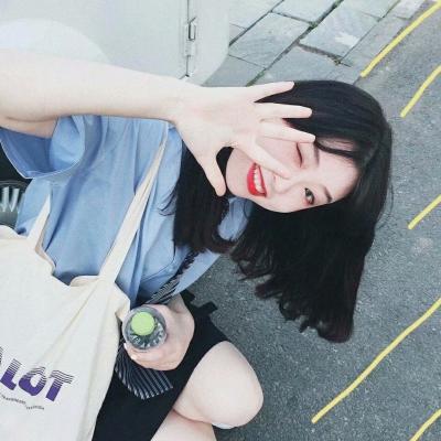 27张高清时尚清新女生头像 个性氛围感拉满