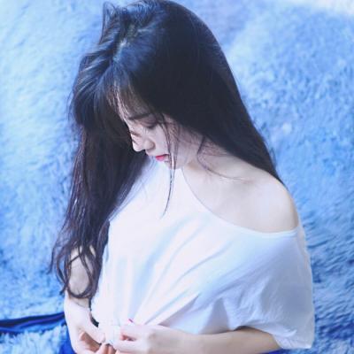 25张高清气质时尚唯美女生头像合集