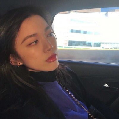 8张高清炫酷酷女QQ头像 氛围感拉满的女生头像合集