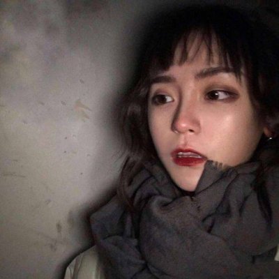 36张霸气拽姐感网图女生头像 高冷又好看