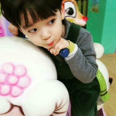 15张高清可爱女萌娃头像 软乎乎的小女生头像合集