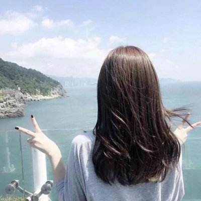 18张氛围感拉满的气质背影女头像 高清无水印可直接用