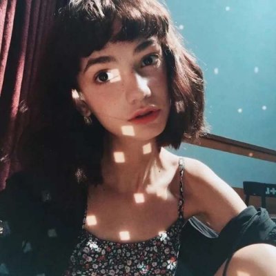 13张高清不露脸霸气酷女头像合集