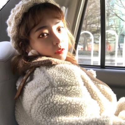 21张高清可爱傻萌女生头像 软乎乎的治愈感拉满