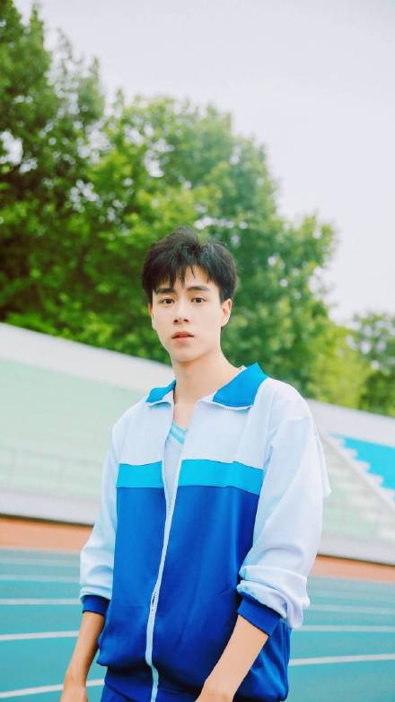 胡一天专属壁纸合集来啦