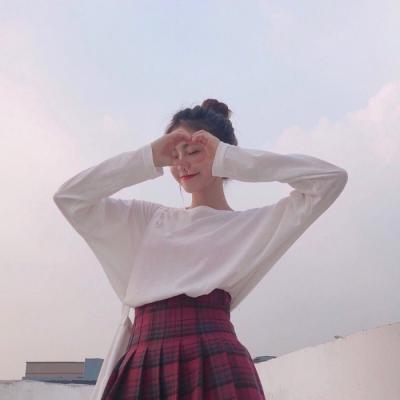 25张高清气质时尚唯美女生头像合集