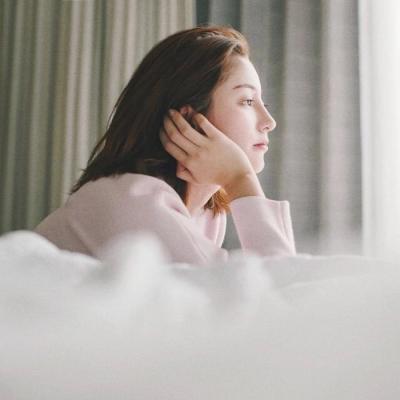 23张气质感拉满的女生唯美微信头像