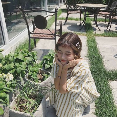 12张高清时尚女孩头像 好看又耐看的女生头像合集