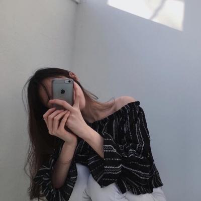 25张高清气质时尚唯美女生头像合集