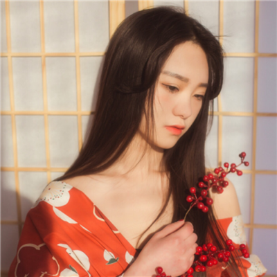 25张高清好看的女生古风真人头像合集